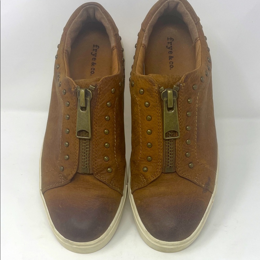 Frye & Co. Brown Leather Antique Gold Zipper Studded Sneakers Size 7